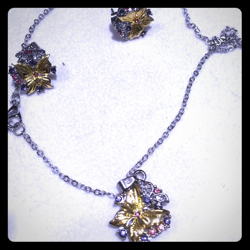 Butterfly necklace and earrings set
